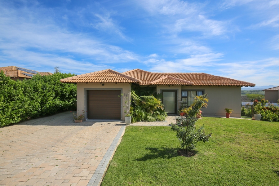 3 Bedroom Property for Sale in The Hill Western Cape
